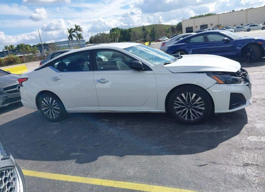 Photo 14 of 2024 Nissan Altima SV FWD (VIN 1N4BL4DV4RN367258)