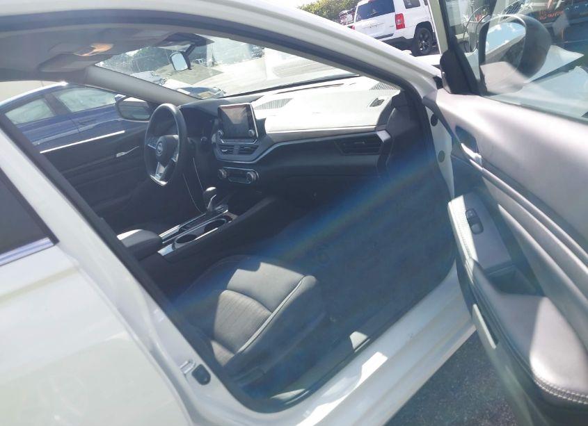 Photo 5 of 2024 Nissan Altima SV FWD (VIN 1N4BL4DV4RN367258)