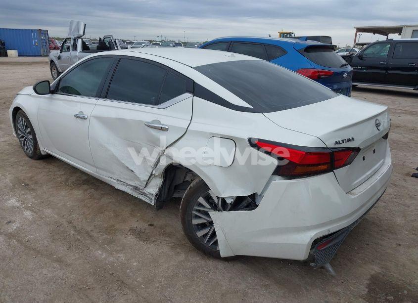 Photo 3 of 2024 Nissan Altima SV FWD (VIN 1N4BL4DV4RN368572)