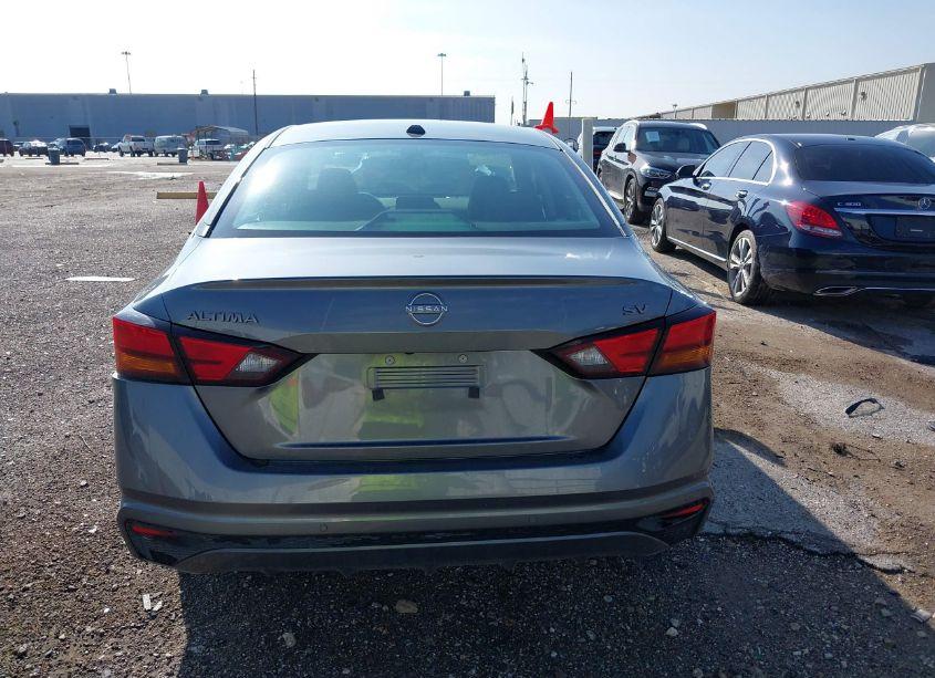 Photo 16 of 2024 Nissan Altima SV FWD (VIN 1N4BL4DV4RN373299)