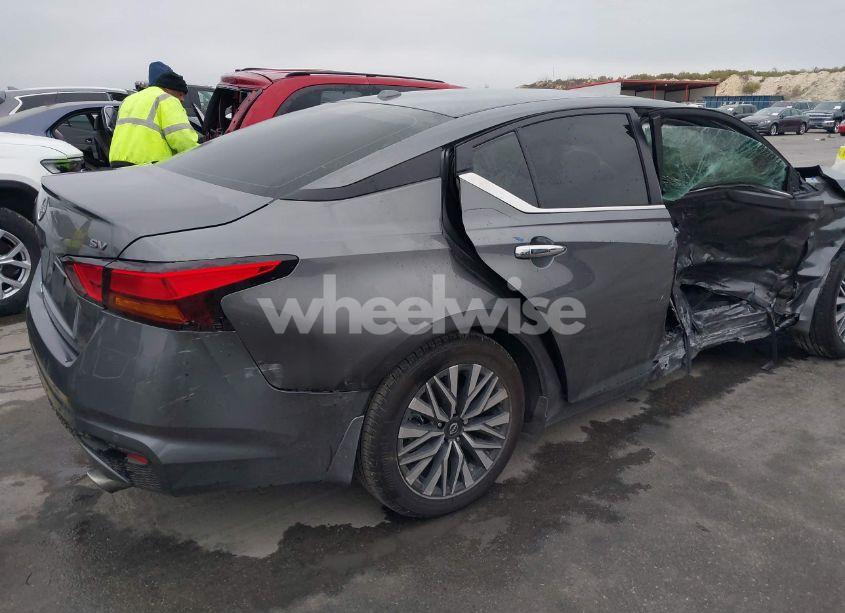 Photo 17 of 2024 Nissan Altima SV FWD (VIN 1N4BL4DV4RN376672)