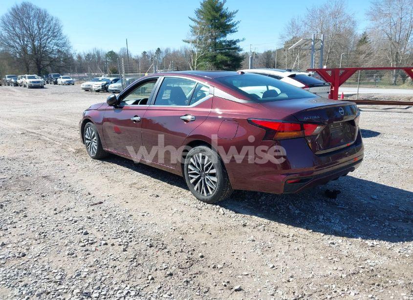 Photo 3 of 2024 Nissan Altima SV FWD (VIN 1N4BL4DV4RN383539)