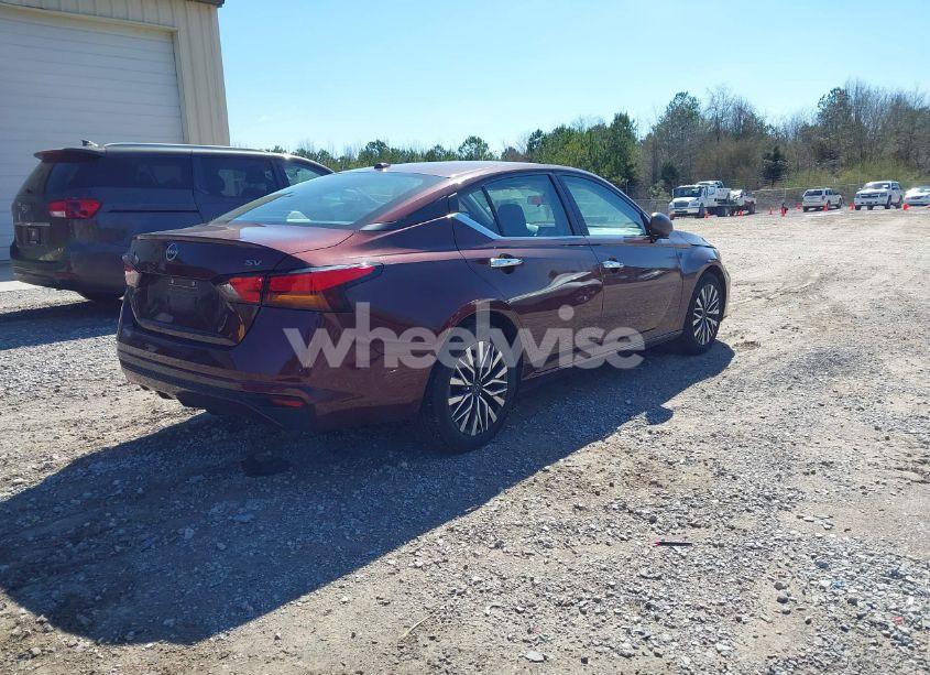 Photo 4 of 2024 Nissan Altima SV FWD (VIN 1N4BL4DV4RN383539)
