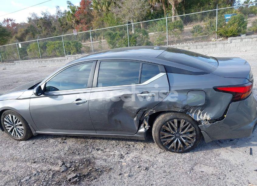 Photo 14 of 2024 Nissan Altima SV FWD (VIN 1N4BL4DV4RN405569)