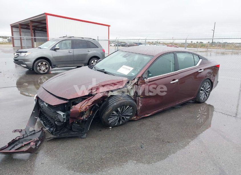 Photo 2 of 2025 Nissan Altima SV FWD (VIN 1N4BL4DV4SN302948)