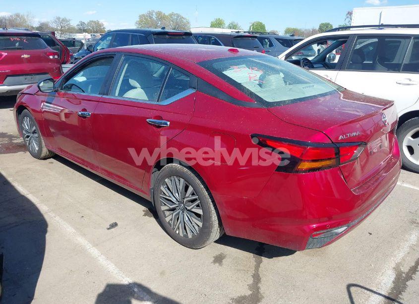 Photo 3 of 2025 Nissan Altima SV FWD (VIN 1N4BL4DV4SN307776)