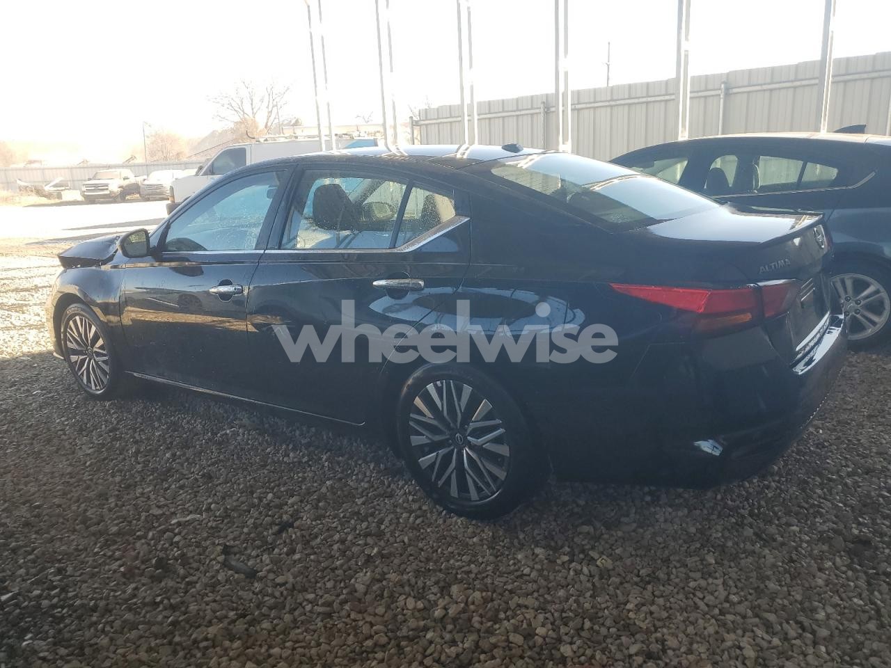 Photo 2 of 2025 NISSAN ALTIMA SV (VIN 1N4BL4DV4SN321838)