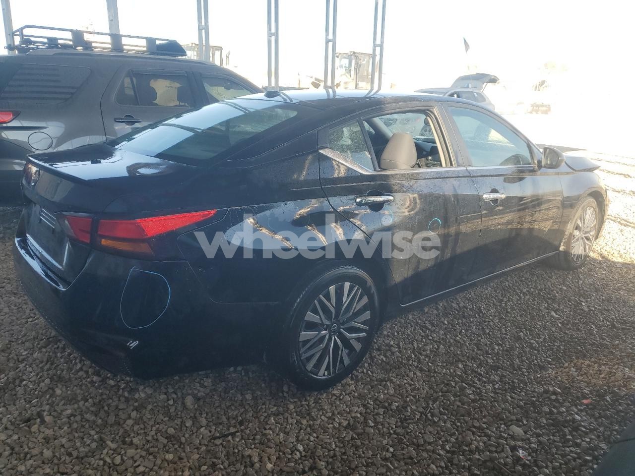 Photo 3 of 2025 NISSAN ALTIMA SV (VIN 1N4BL4DV4SN321838)