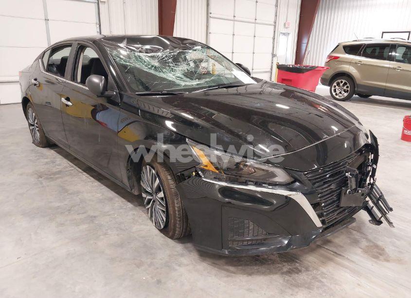 2025 Nissan Altima SV FWD (VIN 1N4BL4DV4SN363409) main photo