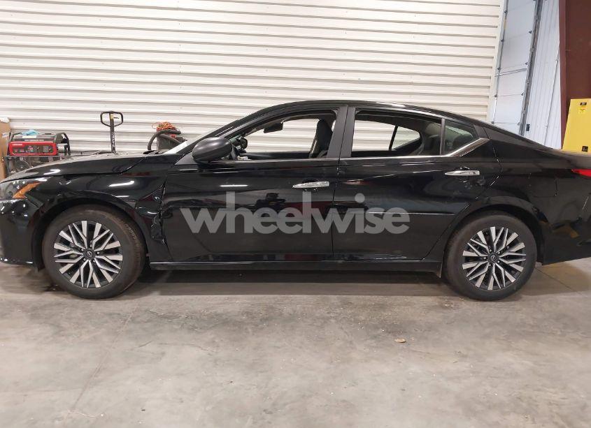 Photo 13 of 2025 Nissan Altima SV FWD (VIN 1N4BL4DV4SN363409)