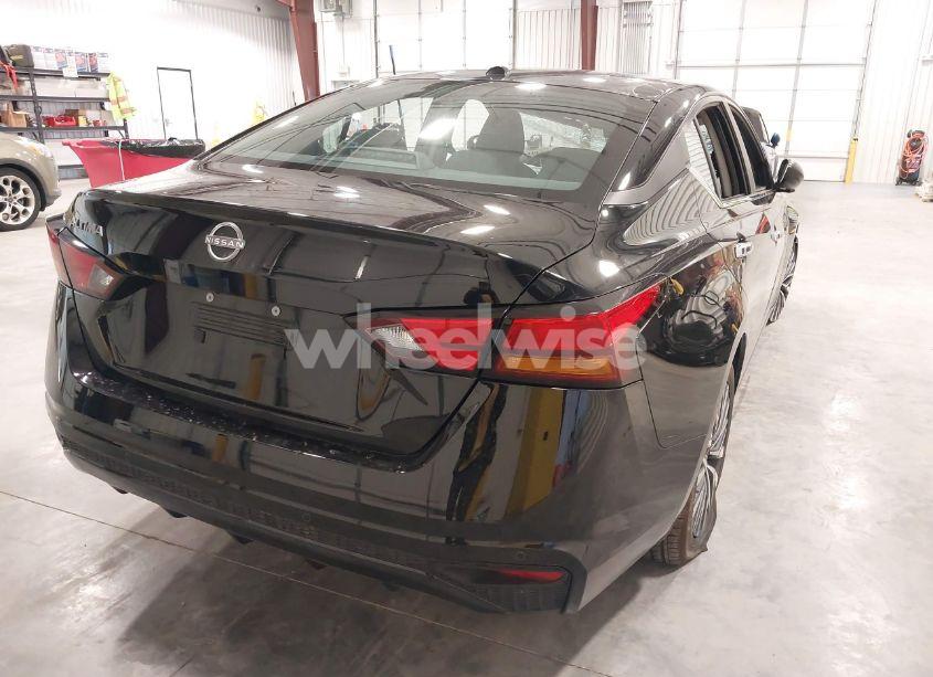 Photo 4 of 2025 Nissan Altima SV FWD (VIN 1N4BL4DV4SN363409)