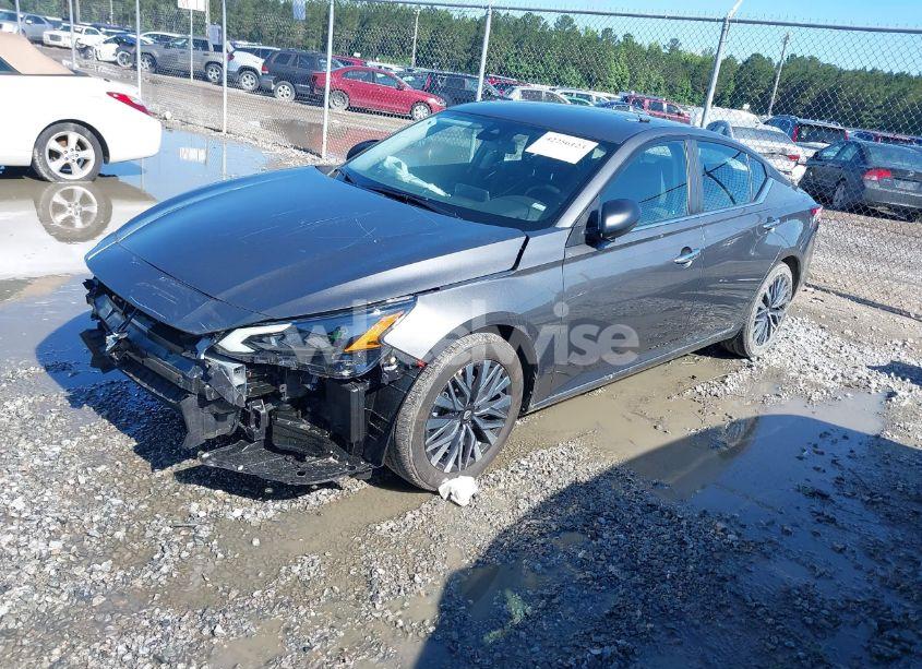 Photo 2 of 2025 Nissan Altima SV FWD (VIN 1N4BL4DV4SN373499)