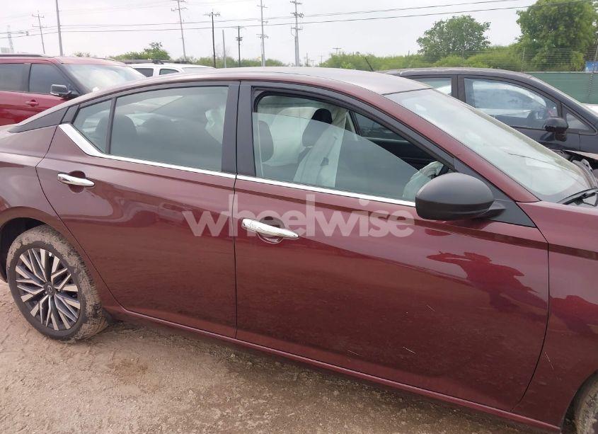 Photo 13 of 2025 Nissan Altima SV FWD (VIN 1N4BL4DV4SN373583)