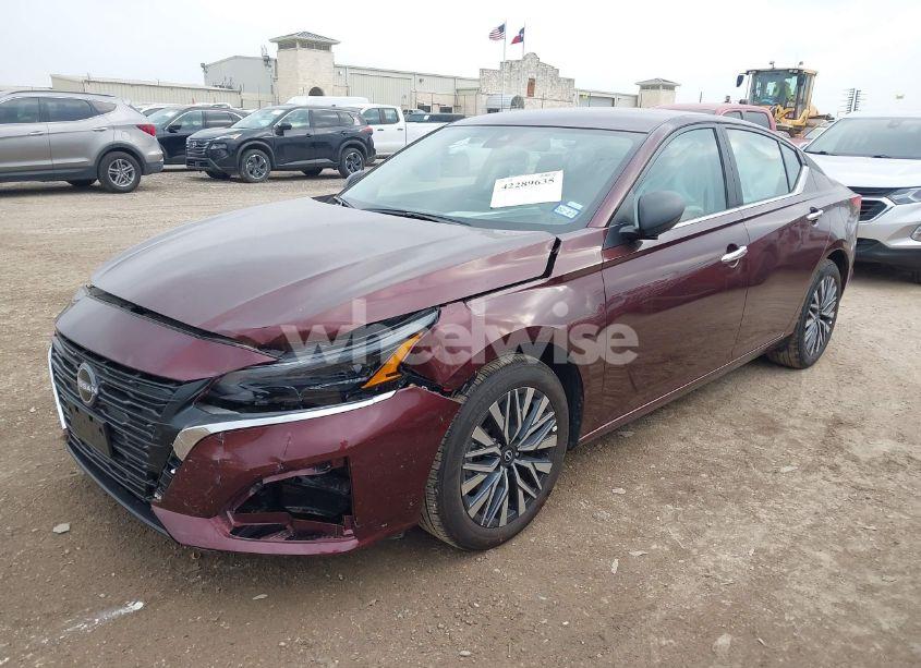 Photo 2 of 2025 Nissan Altima SV FWD (VIN 1N4BL4DV4SN373583)