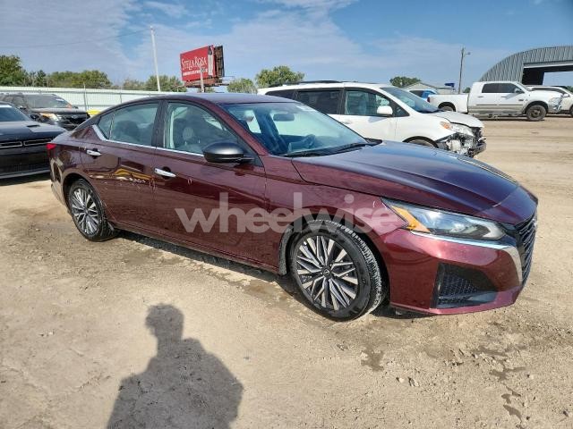 Photo 2 of 2025 NISSAN ALTIMA SV (VIN 1N4BL4DV4SN379027)