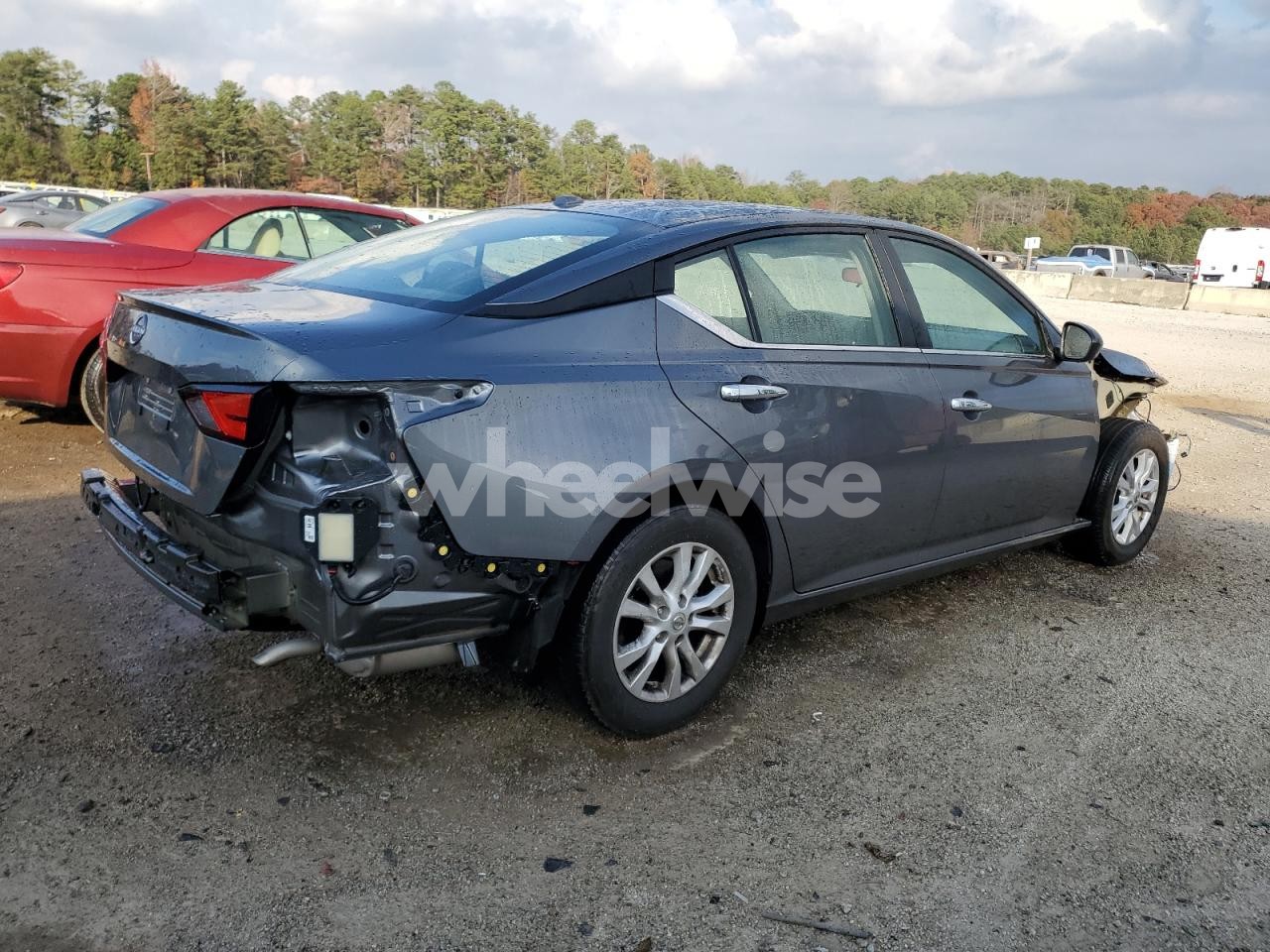 2025 NISSAN ALTIMA SV