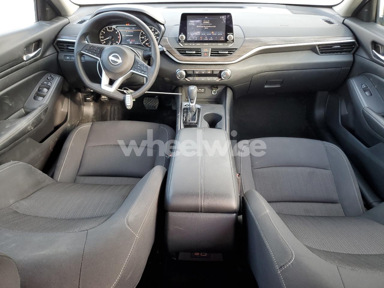 2025 NISSAN ALTIMA SV