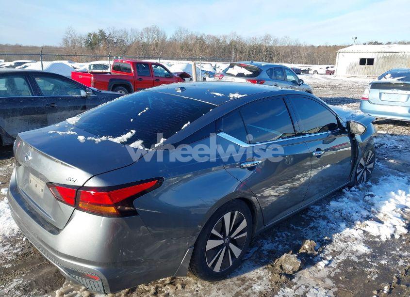 Photo 4 of 2019 Nissan Altima 2.5 SV (VIN 1N4BL4DV5KC183237)