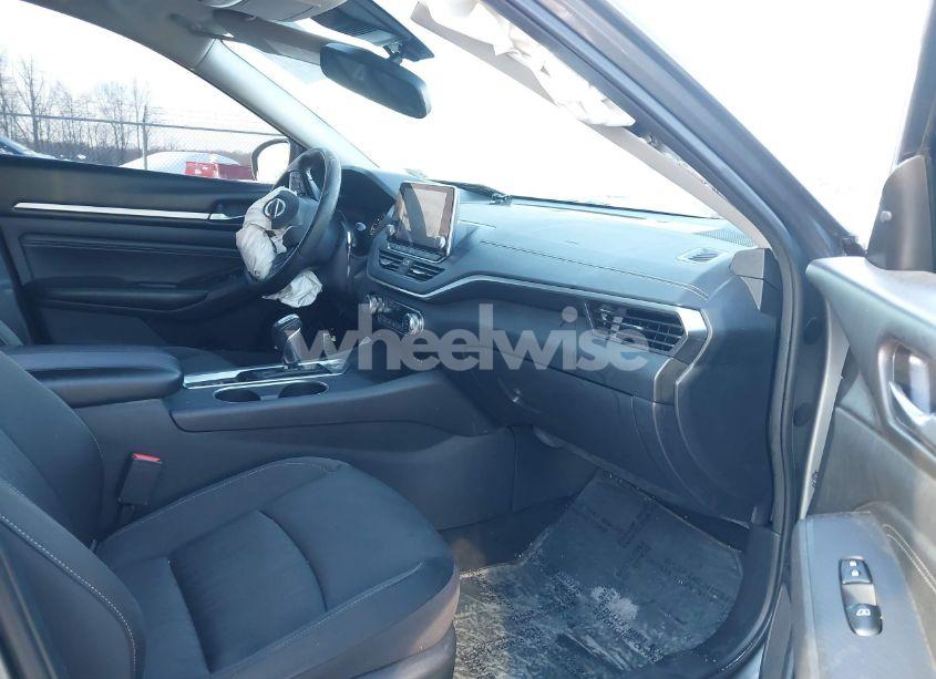 Photo 5 of 2019 Nissan Altima 2.5 SV (VIN 1N4BL4DV5KC183237)