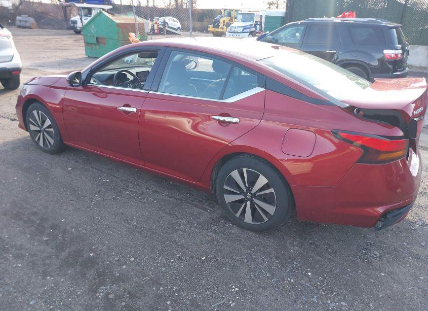 Photo 3 of 2020 Nissan Altima SV FWD (VIN 1N4BL4DV5LC160803)