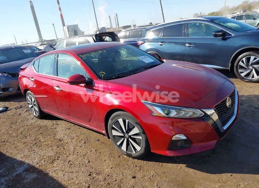 2020 Nissan Altima SV FWD (VIN 1N4BL4DV5LC204430) main photo