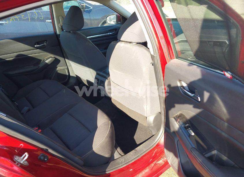 Photo 8 of 2020 Nissan Altima SV FWD (VIN 1N4BL4DV5LC204430)