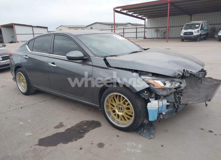 2021 Nissan Altima SV FWD (VIN 1N4BL4DV5MN353006) main photo