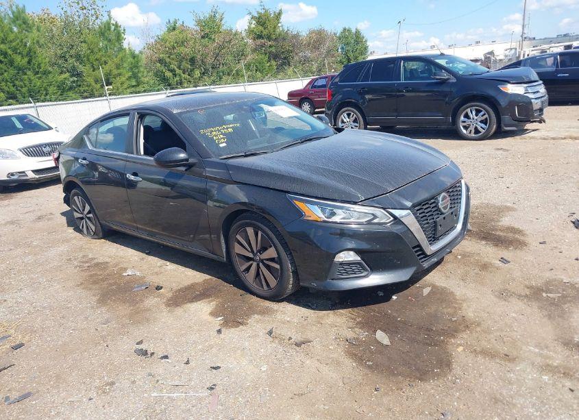 2021 Nissan Altima SV FWD (VIN 1N4BL4DV5MN386958) main photo