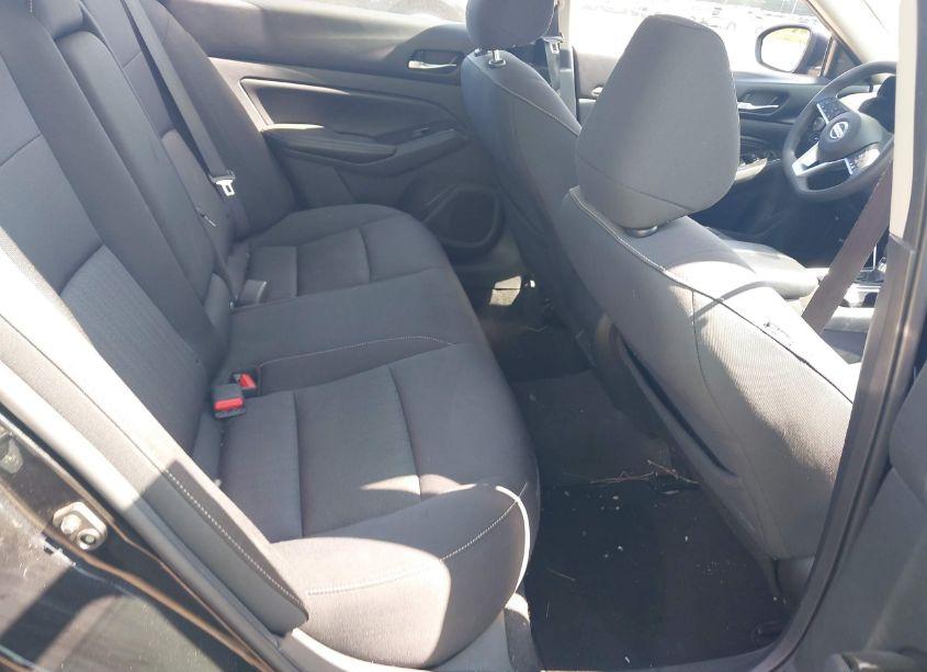 Photo 8 of 2021 Nissan Altima SV FWD (VIN 1N4BL4DV5MN386958)