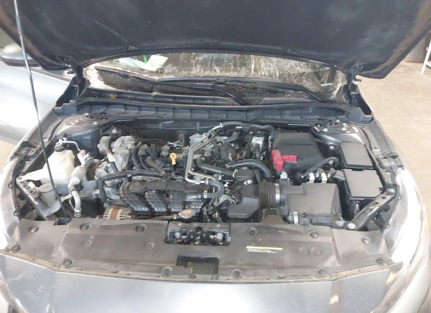 Photo 10 of 2021 Nissan Altima SV FWD (VIN 1N4BL4DV5MN404343)