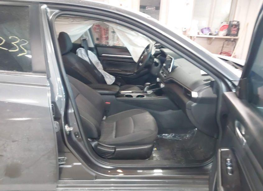 Photo 5 of 2021 Nissan Altima SV FWD (VIN 1N4BL4DV5MN404343)