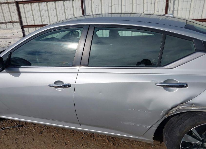 Photo 14 of 2022 Nissan Altima SV FWD (VIN 1N4BL4DV5NN330066)