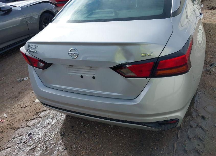 Photo 16 of 2022 Nissan Altima SV FWD (VIN 1N4BL4DV5NN330066)