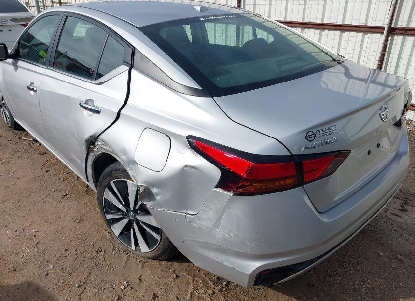 Photo 6 of 2022 Nissan Altima SV FWD (VIN 1N4BL4DV5NN330066)