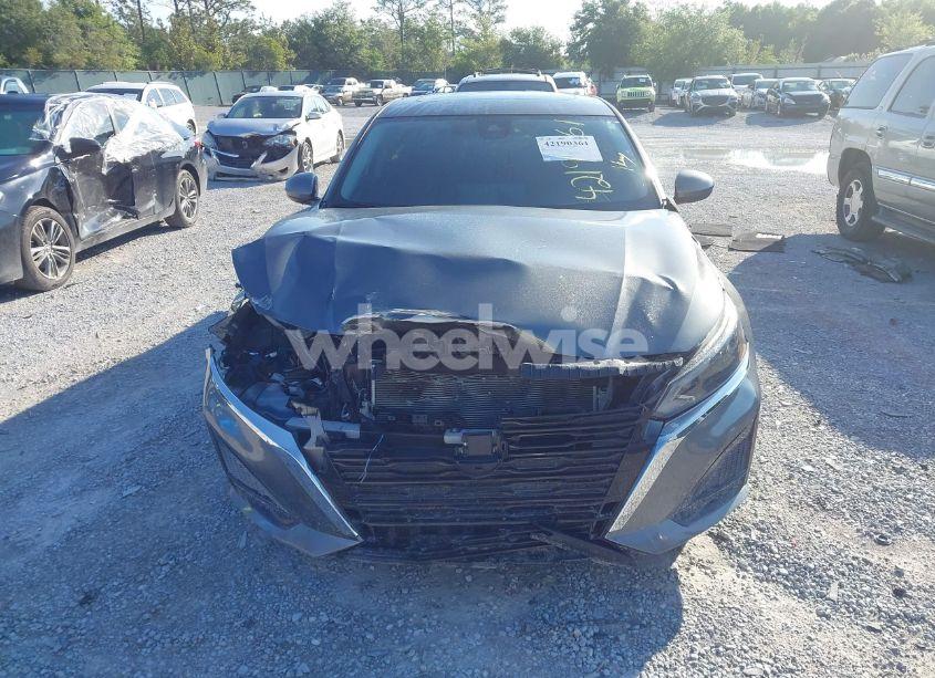 Photo 12 of 2023 Nissan Altima SV FWD (VIN 1N4BL4DV5PN310998)