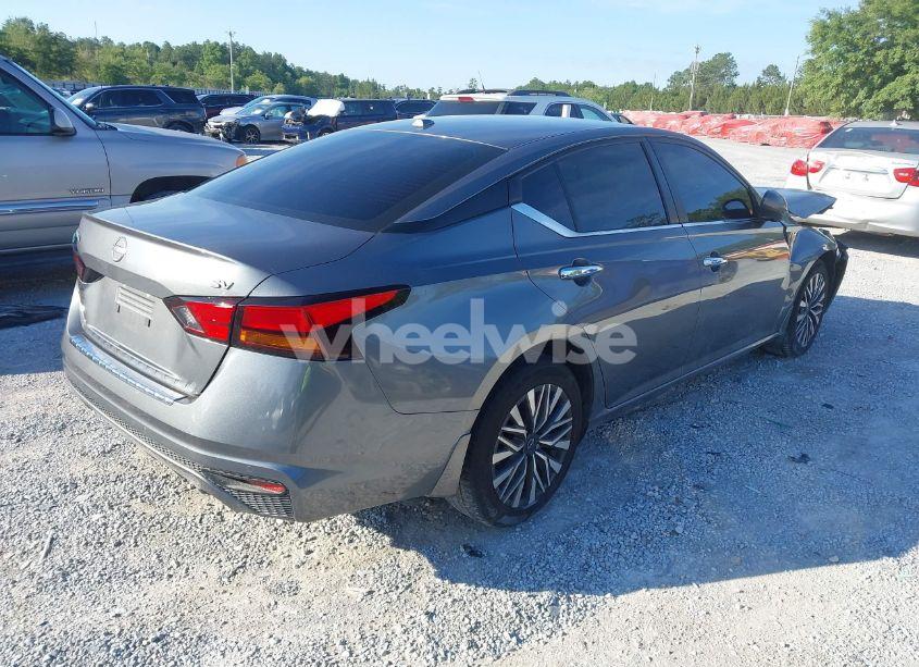 Photo 4 of 2023 Nissan Altima SV FWD (VIN 1N4BL4DV5PN310998)