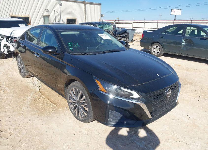 2023 Nissan Altima SV FWD (VIN 1N4BL4DV5PN356041) main photo