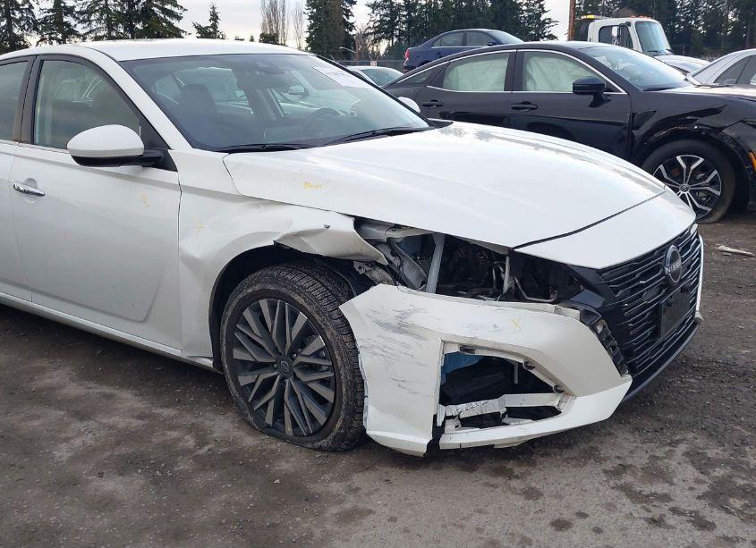 Photo 6 of 2023 Nissan Altima SV FWD (VIN 1N4BL4DV5PN367668)