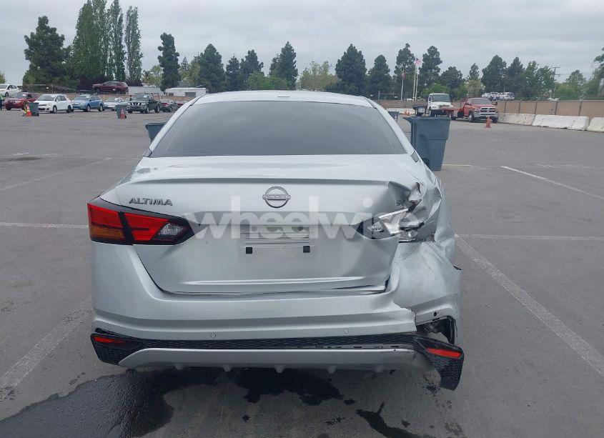 Photo 16 of 2023 Nissan Altima SV FWD (VIN 1N4BL4DV5PN372417)