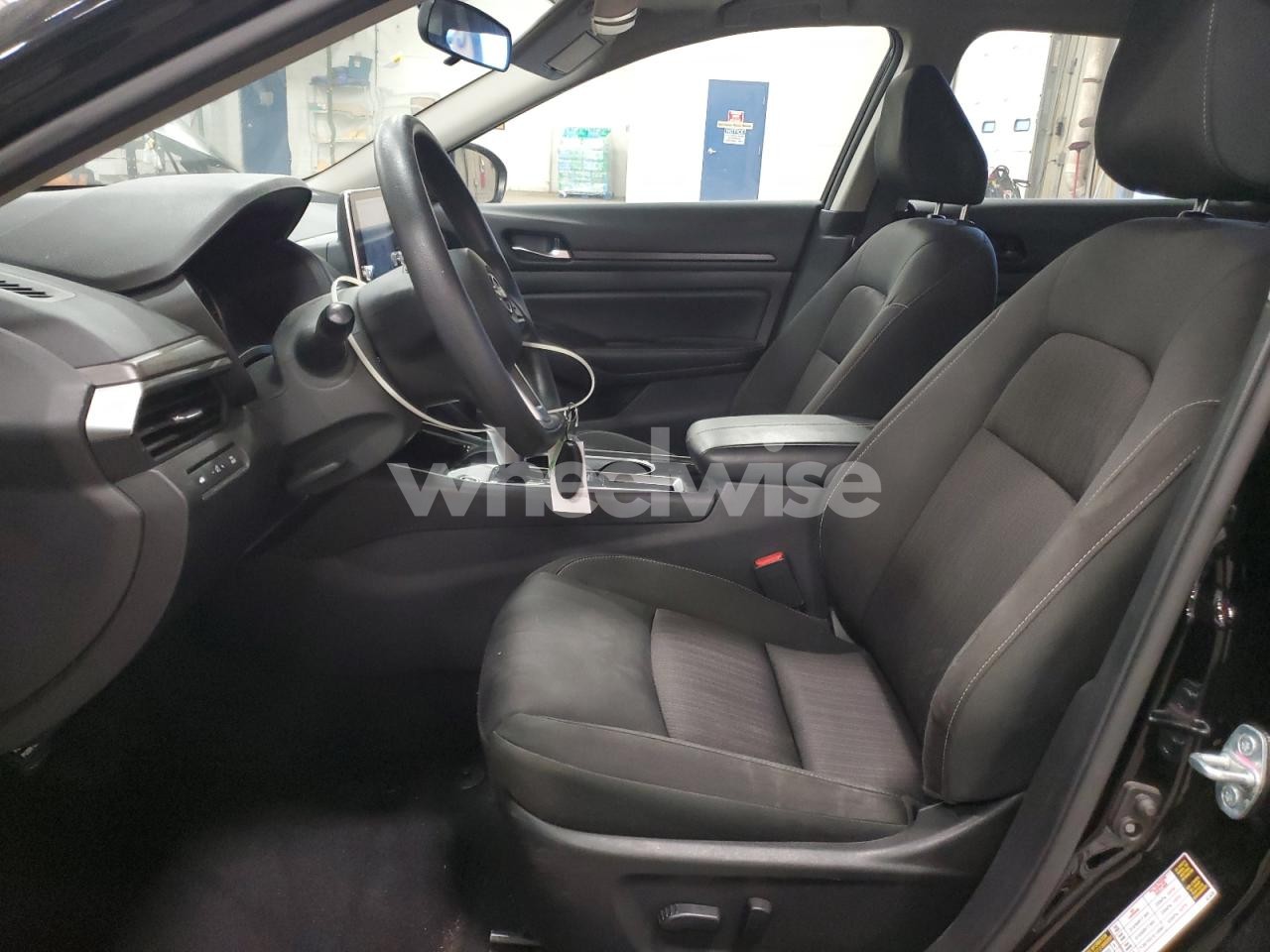 Photo 7 of 2024 NISSAN ALTIMA SV (VIN 1N4BL4DV5RN305447)