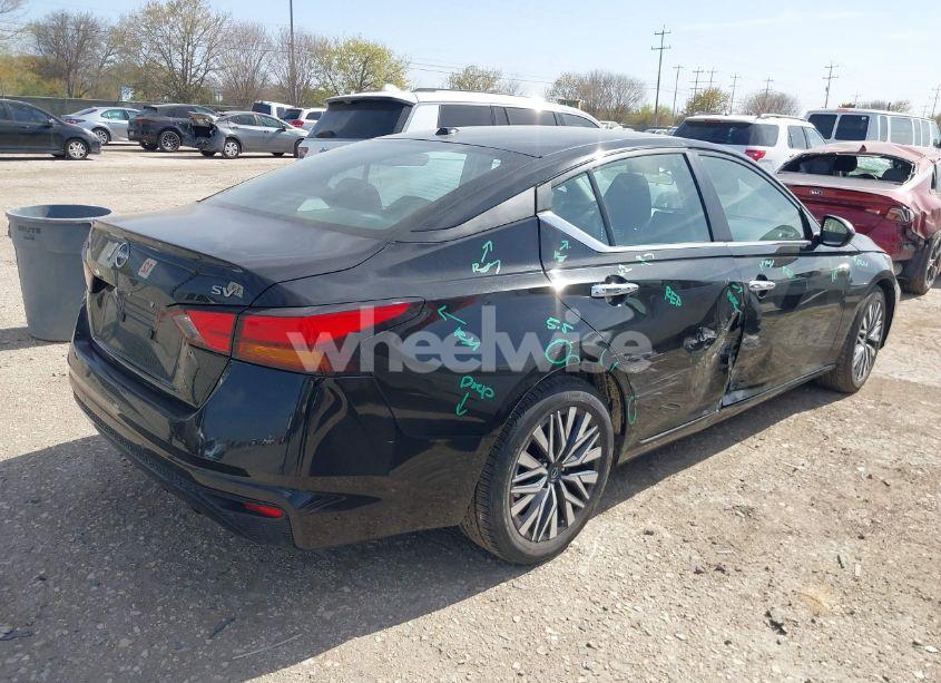 Photo 4 of 2024 Nissan Altima SV FWD (VIN 1N4BL4DV5RN307960)