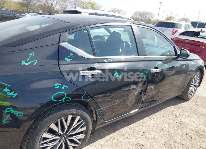 Photo 6 of 2024 Nissan Altima SV FWD (VIN 1N4BL4DV5RN307960)