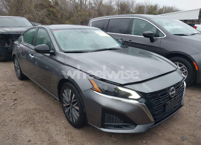 2024 Nissan Altima SV FWD (VIN 1N4BL4DV5RN320532) main photo