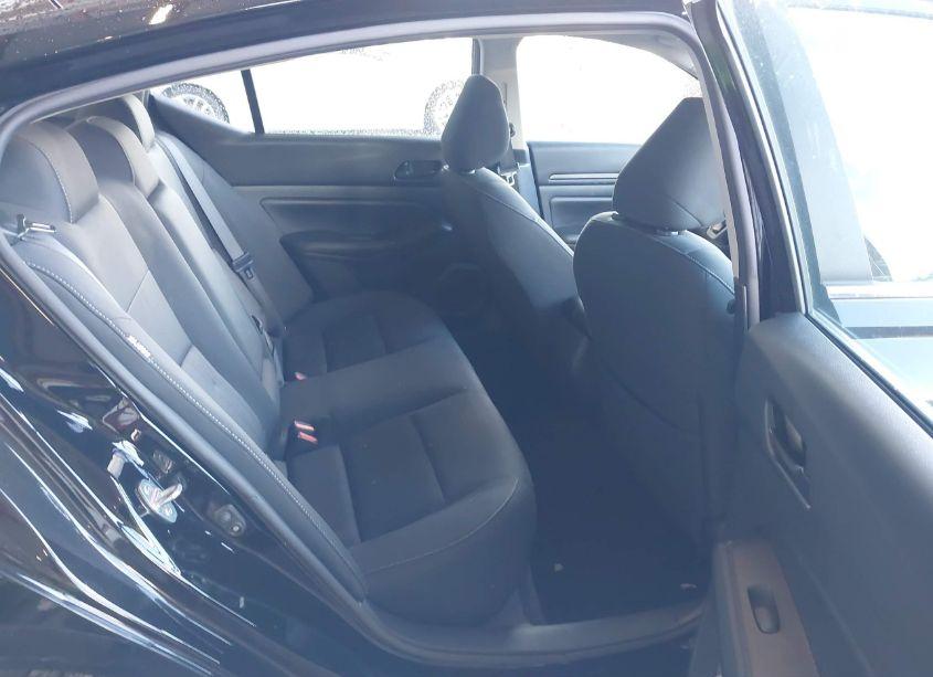 Photo 8 of 2024 Nissan Altima SV FWD (VIN 1N4BL4DV5RN323804)