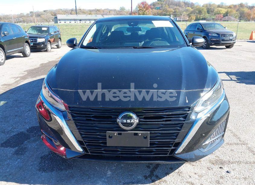 Photo 12 of 2024 Nissan Altima SV FWD (VIN 1N4BL4DV5RN330221)