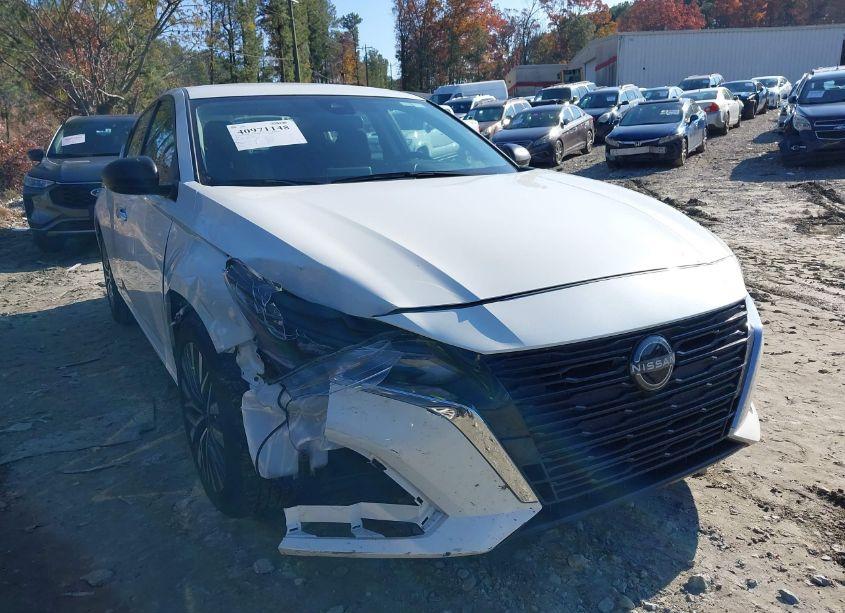 Photo 6 of 2024 Nissan Altima SV FWD (VIN 1N4BL4DV5RN334995)