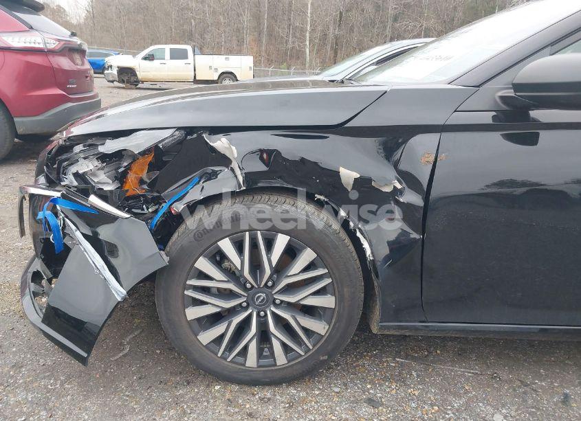 Photo 6 of 2024 Nissan Altima SV FWD (VIN 1N4BL4DV5RN335208)