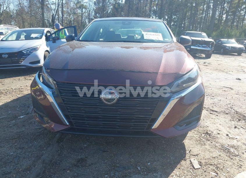 Photo 10 of 2024 Nissan Altima SV FWD (VIN 1N4BL4DV5RN338125)