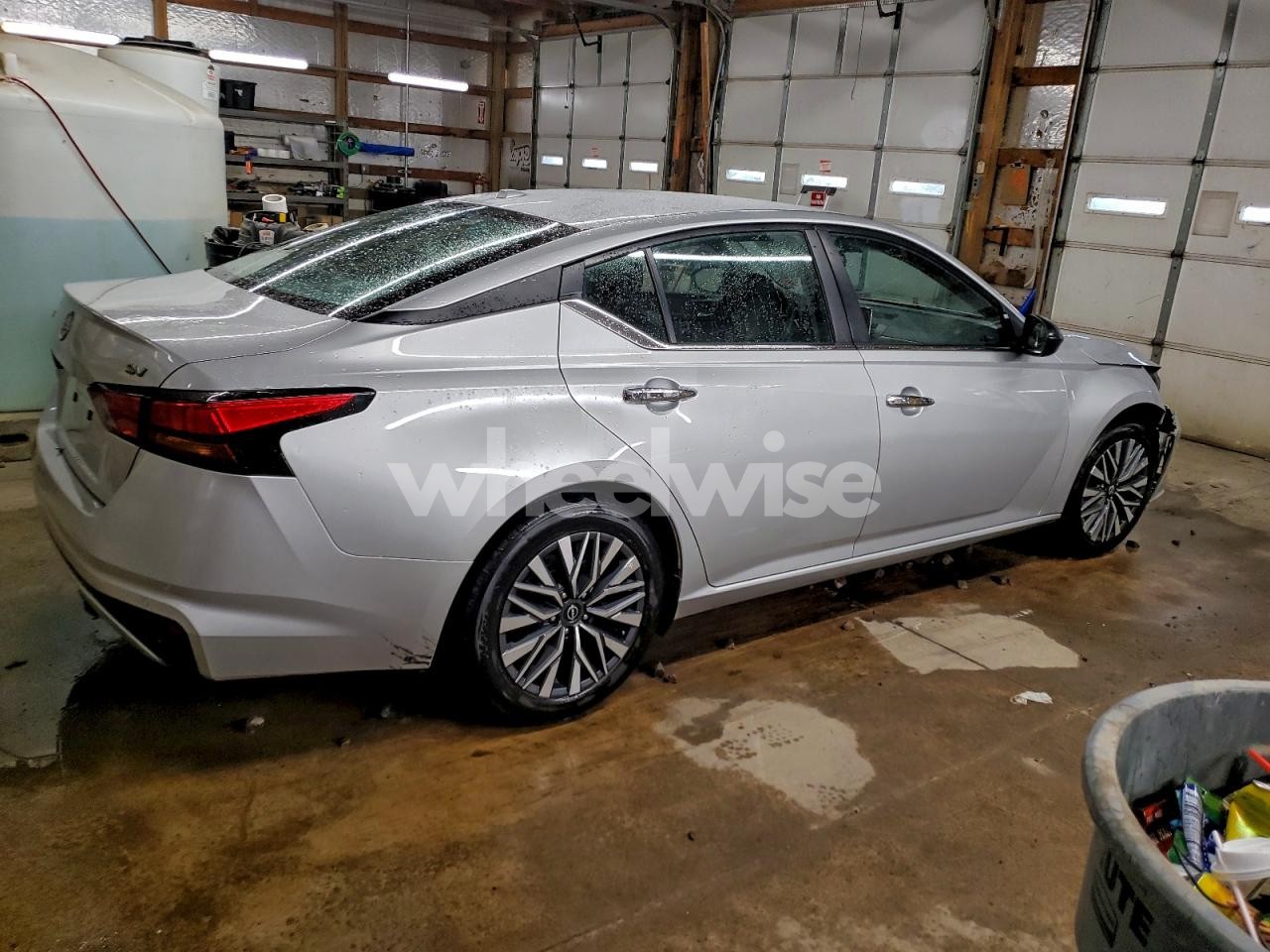 Photo 3 of 2024 NISSAN ALTIMA SV (VIN 1N4BL4DV5RN347178)