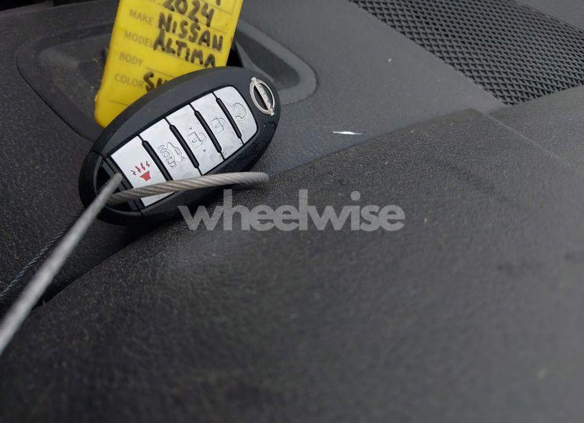 Photo 11 of 2024 Nissan Altima SV FWD (VIN 1N4BL4DV5RN347200)